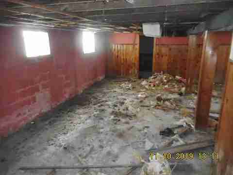 12090 Roselawn (65)_m.jpg